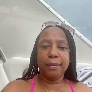 Meet your Posher, Renata